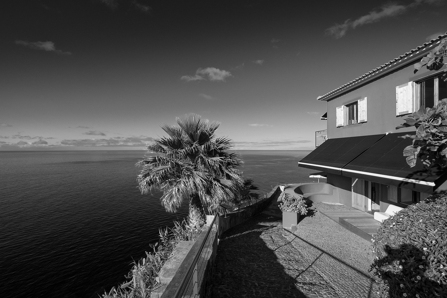 Hotel_Aussen-Tag_0260_Madeira_10mm_7,1_LR6_bw_web