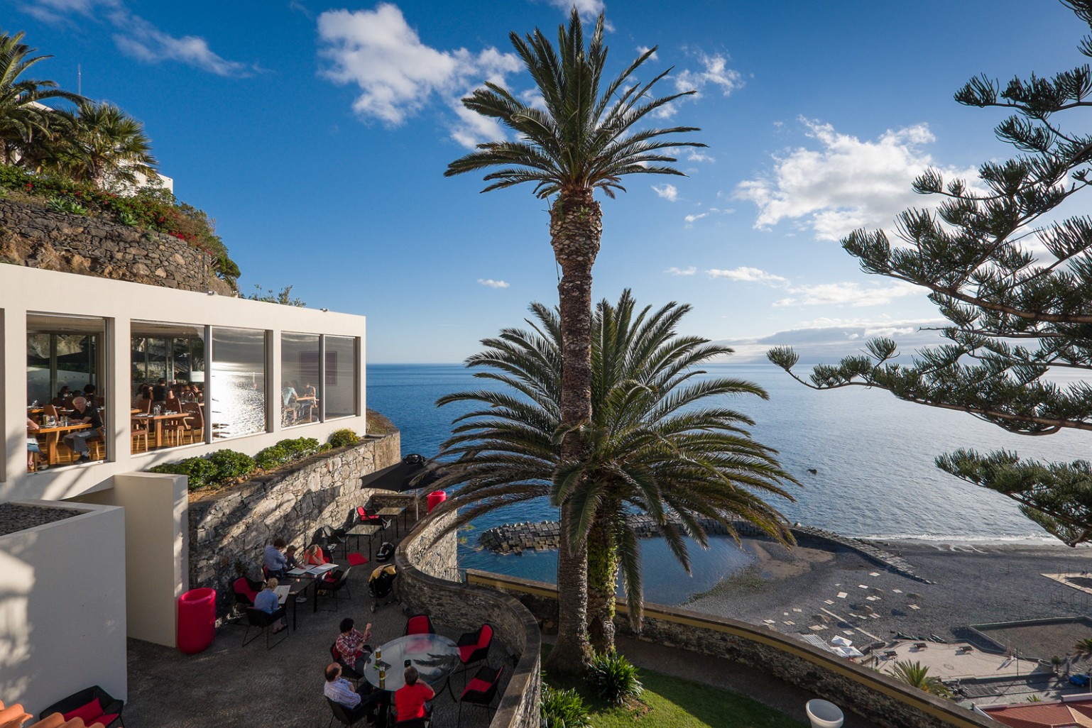 Hotel_Restaurant-aussen_0942_Madeira_10mm_7,1_LR54_web