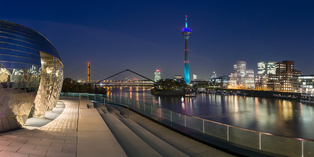 Düsseldorf_10_viel Eb_20x30_web